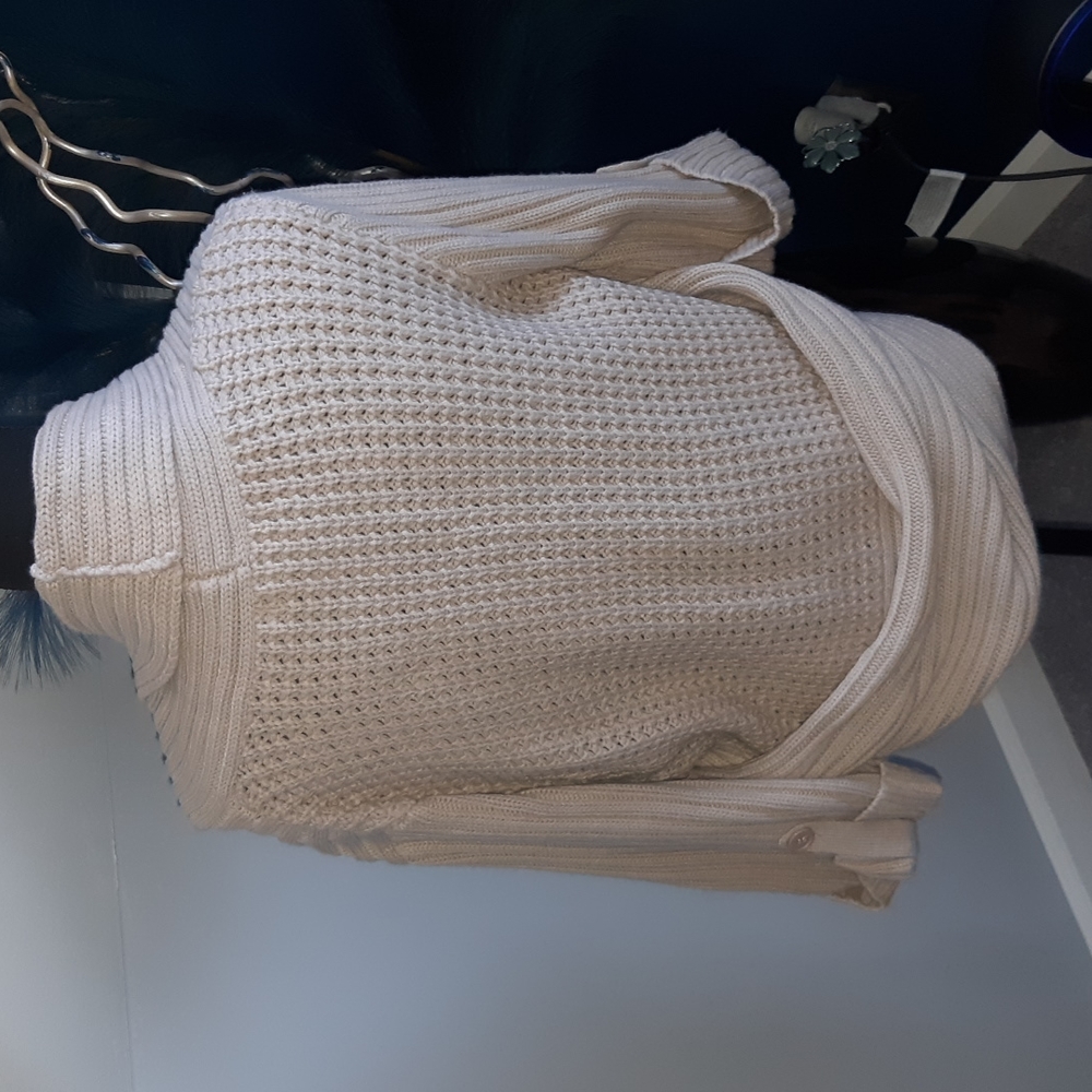 Limited Cardigan - Picture 3 of 3